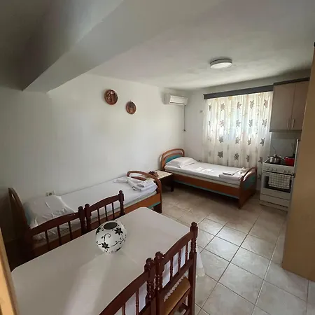Zani Apartament *